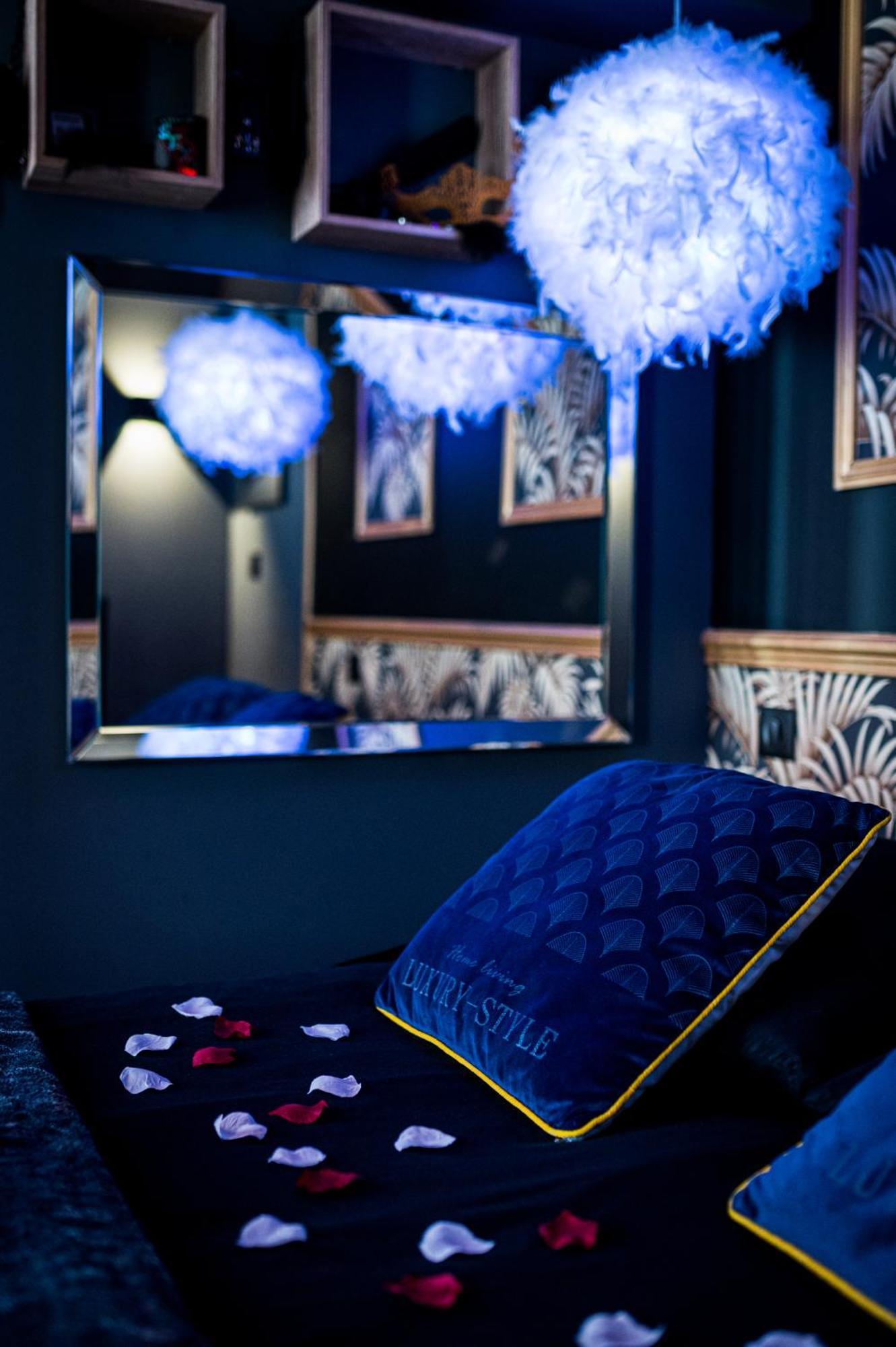 Loveroom Sauna, Balneo, Parking Prive Dans Le Centre De Honfleur Kamer foto