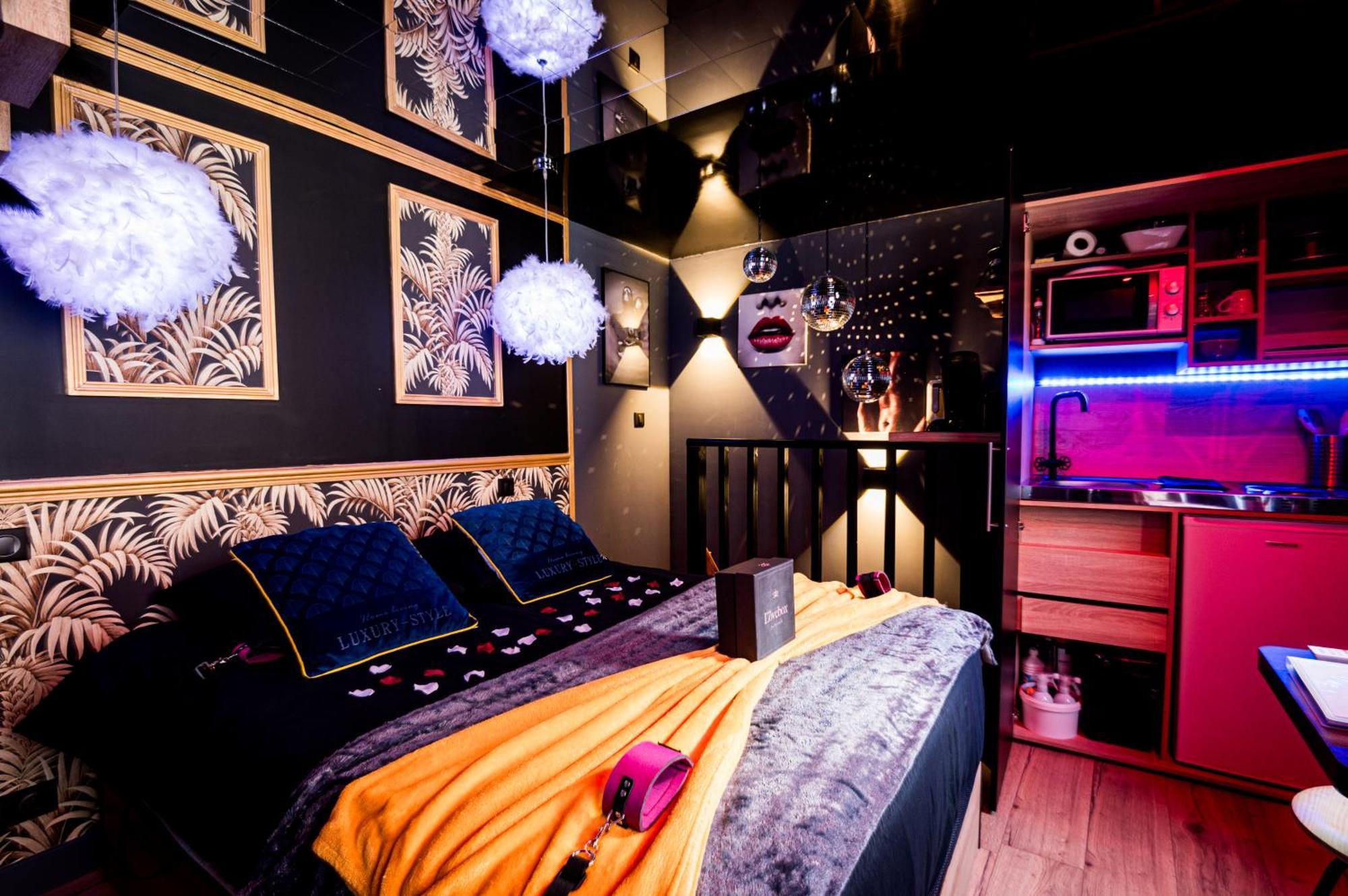 Loveroom Sauna, Balneo, Parking Prive Dans Le Centre De Honfleur Kamer foto
